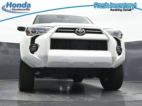 Used 2023 Toyota 4Runner SR5 Premium w/ Moonroof Package RWD image 28