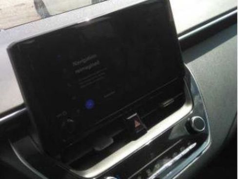 Used 2023 Toyota Corolla LE FWD image 5