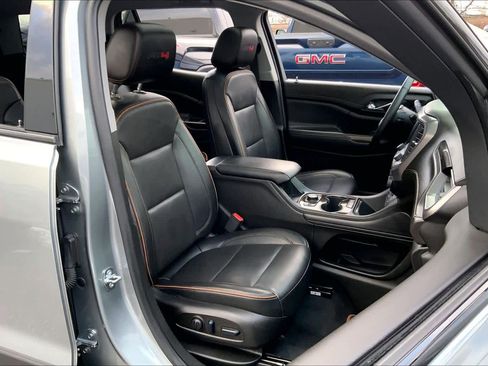 Used 2023 GMC Acadia AT4 w/ Technology Package image 7