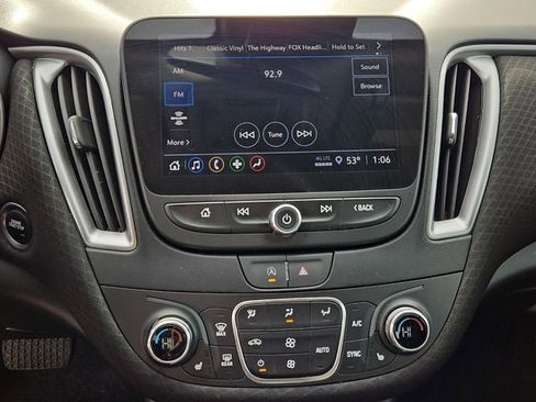 Used 2024 Chevrolet Malibu LT image 23