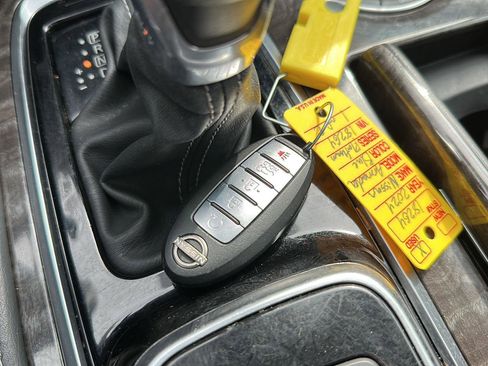 Used 2024 Nissan Armada Platinum w/ Captain's Chairs Package image 45