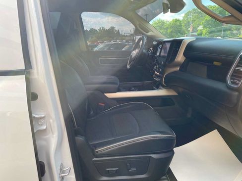 Used 2022 RAM 2500 Laramie AWD/4WD image 29