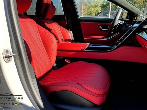 Used 2025 Mercedes-Benz S 63 AMG S image 9