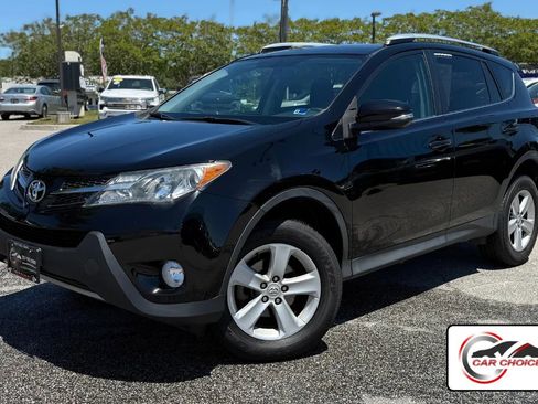 Used 2013 Toyota RAV4 XLE FWD image 1