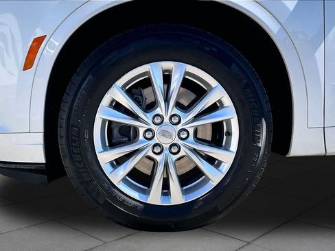 Used 2024 Cadillac XT6 Luxury FWD image 10