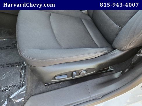 Used 2023 Chevrolet Malibu LT FWD image 26