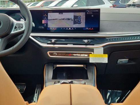 New 2026 BMW X5 sDrive40i w/ M Sport Package RWD image 12