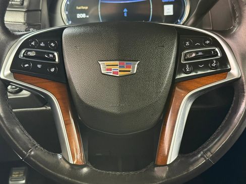 Used 2018 Cadillac Escalade Luxury AWD/4WD image 59