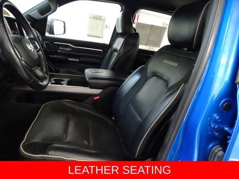 Used 2022 RAM 1500 Laramie AWD/4WD image 2