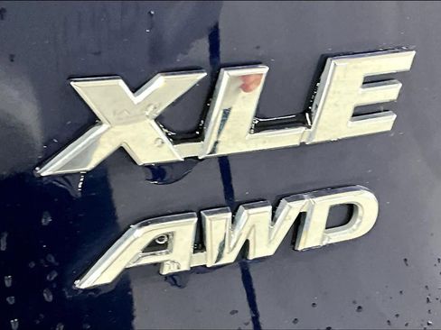 Used 2024 Toyota RAV4 XLE Premium image 9