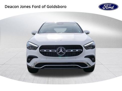 Used 2025 Mercedes-Benz GLA 250 image 8