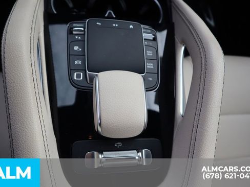 Used 2025 Mercedes-Benz GLS 450 4MATIC image 36