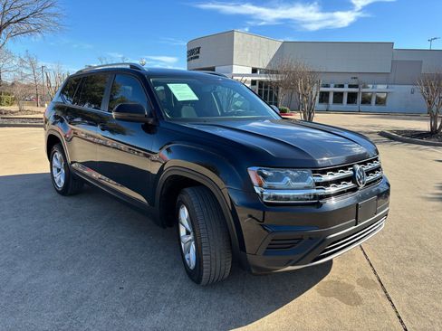 Used 2018 Volkswagen Atlas Launch Edition image 3