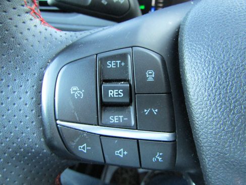 Used 2024 Ford Escape ST-Line w/ Tech Pack #1 AWD/4WD image 20