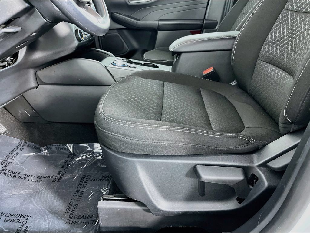 Used 2025 Ford Escape Active FWD image 26