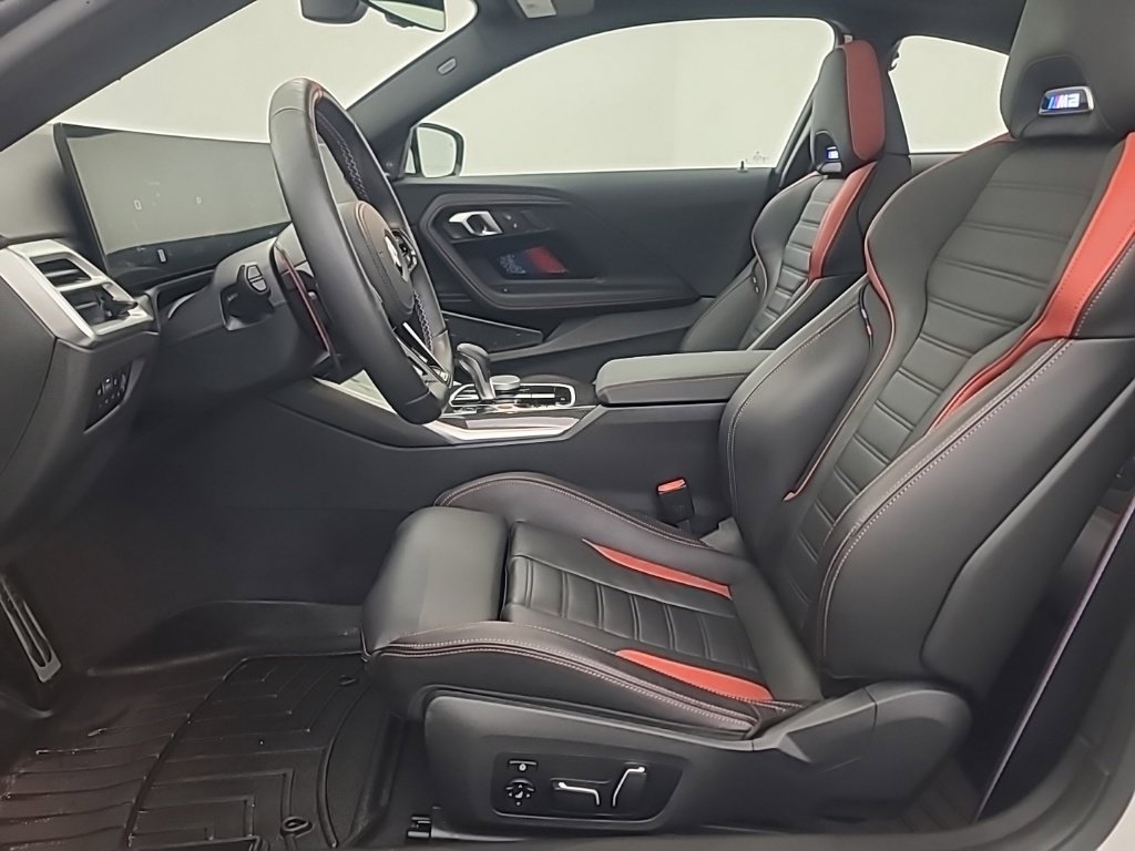 Used 2026 BMW M2 w/ Lighting Package RWD image 22