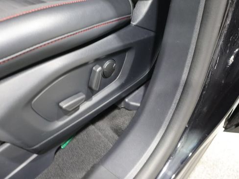 Used 2025 Ford Explorer ST-Line AWD/4WD image 12