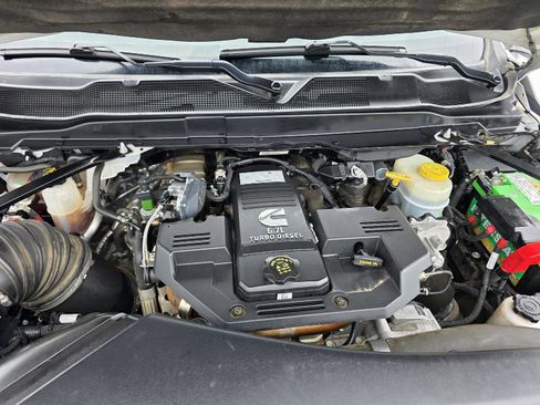 Used 2021 RAM 3500 Laramie image 28