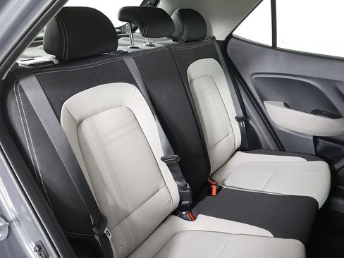 Certified 2026 Hyundai Venue SEL FWD image 28