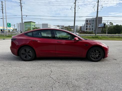 Used 2021 Tesla Model 3 Standard Range Plus RWD image 7