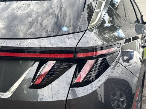 Used 2022 Hyundai Tucson Limited FWD image 9