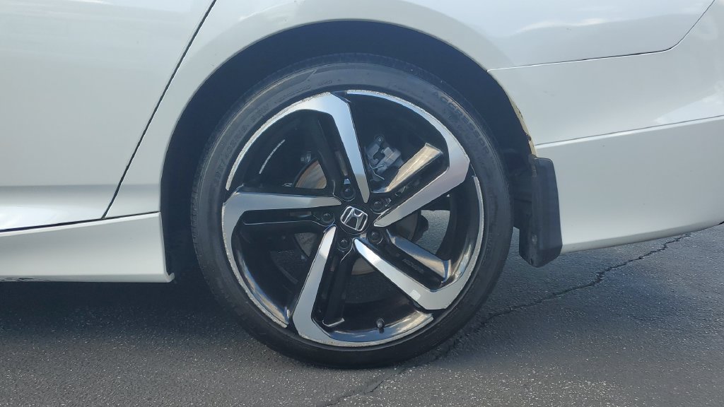 Used 2022 Honda Accord Sport image 6