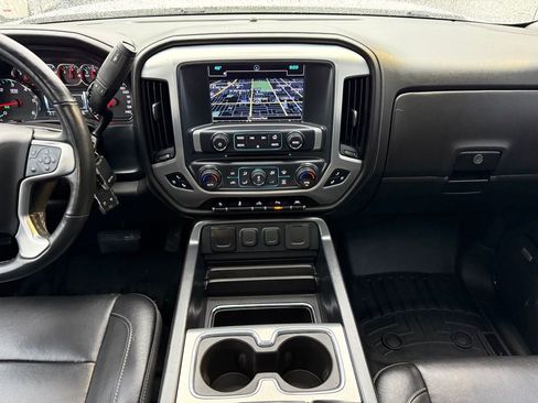 Used 2018 GMC Sierra 1500 SLT image 25
