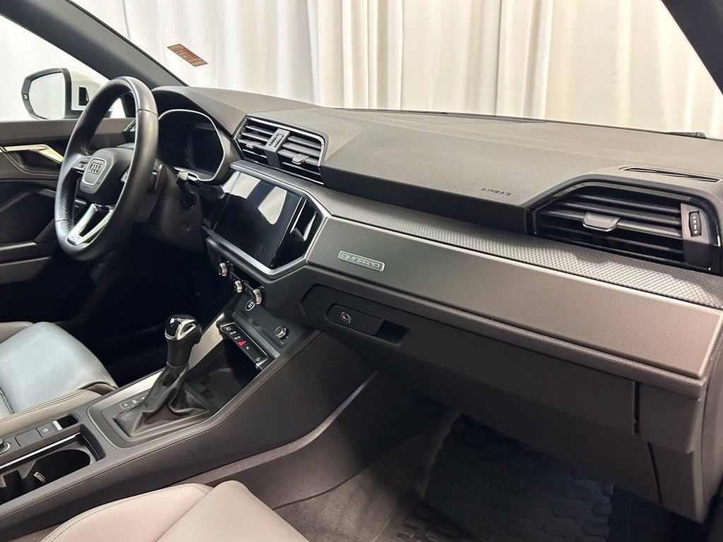 Certified 2024 Audi Q3 2.0T Premium AWD/4WD image 23
