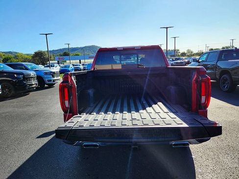 Used 2026 GMC Sierra 1500 SLT w/ SLT Premium Plus Package AWD/4WD image 28
