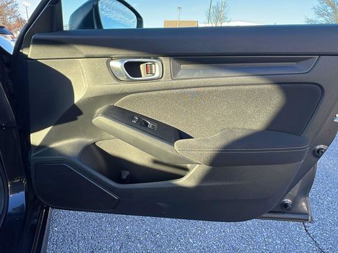 Used 2024 Honda Civic Sport image 12