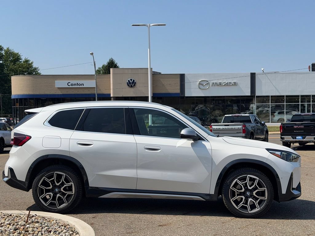 Used 2023 BMW X1 xDrive28i w/ Premium Package AWD/4WD image 6