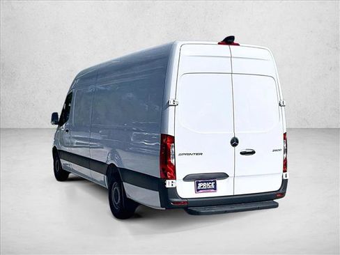 Used 2026 Mercedes-Benz Sprinter 2500 image 13