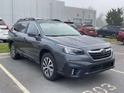 Used 2020 Subaru Outback Premium AWD/4WD image 1