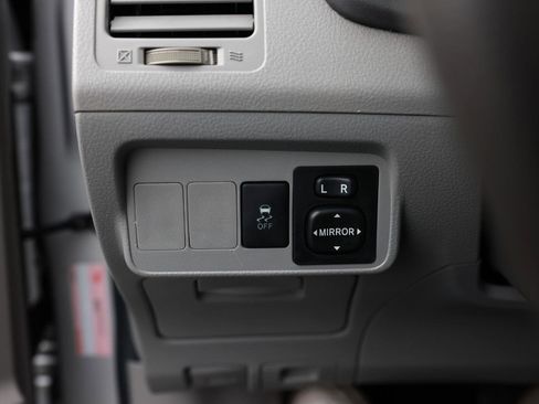 Used 2010 Toyota Corolla LE FWD image 39