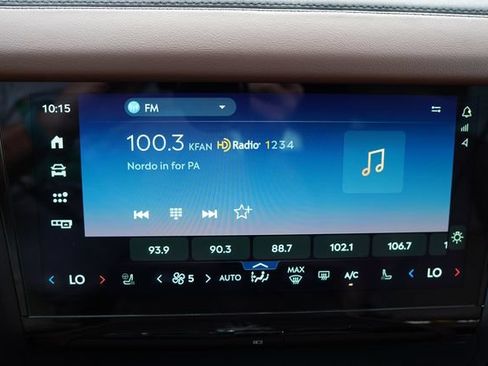 Used 2025 Lincoln Navigator Reserve AWD/4WD image 31