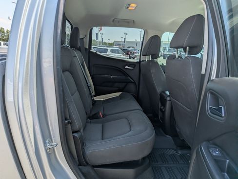 Used 2017 GMC Canyon SLE w/ SLE Convenience Package AWD/4WD image 30
