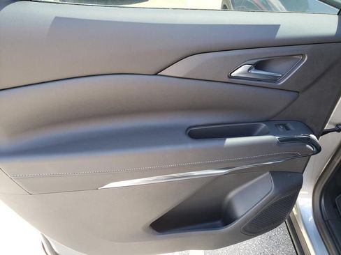 New 2026 Chevrolet Traverse LT w/ Sun and Wheel Package AWD/4WD image 16