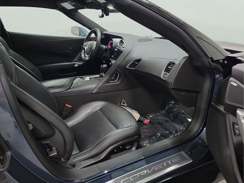 Used 2019 Chevrolet Corvette Grand Sport RWD image 12