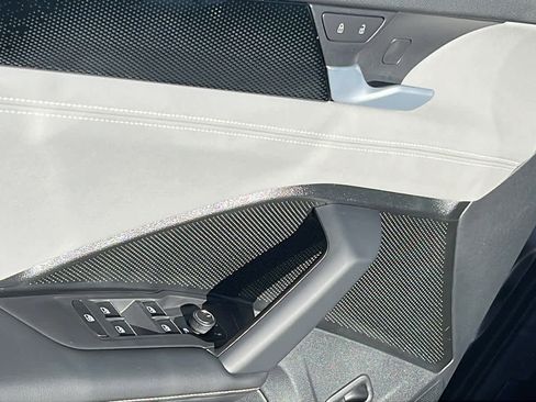 New 2026 Volkswagen Tiguan SE AWD/4WD image 22