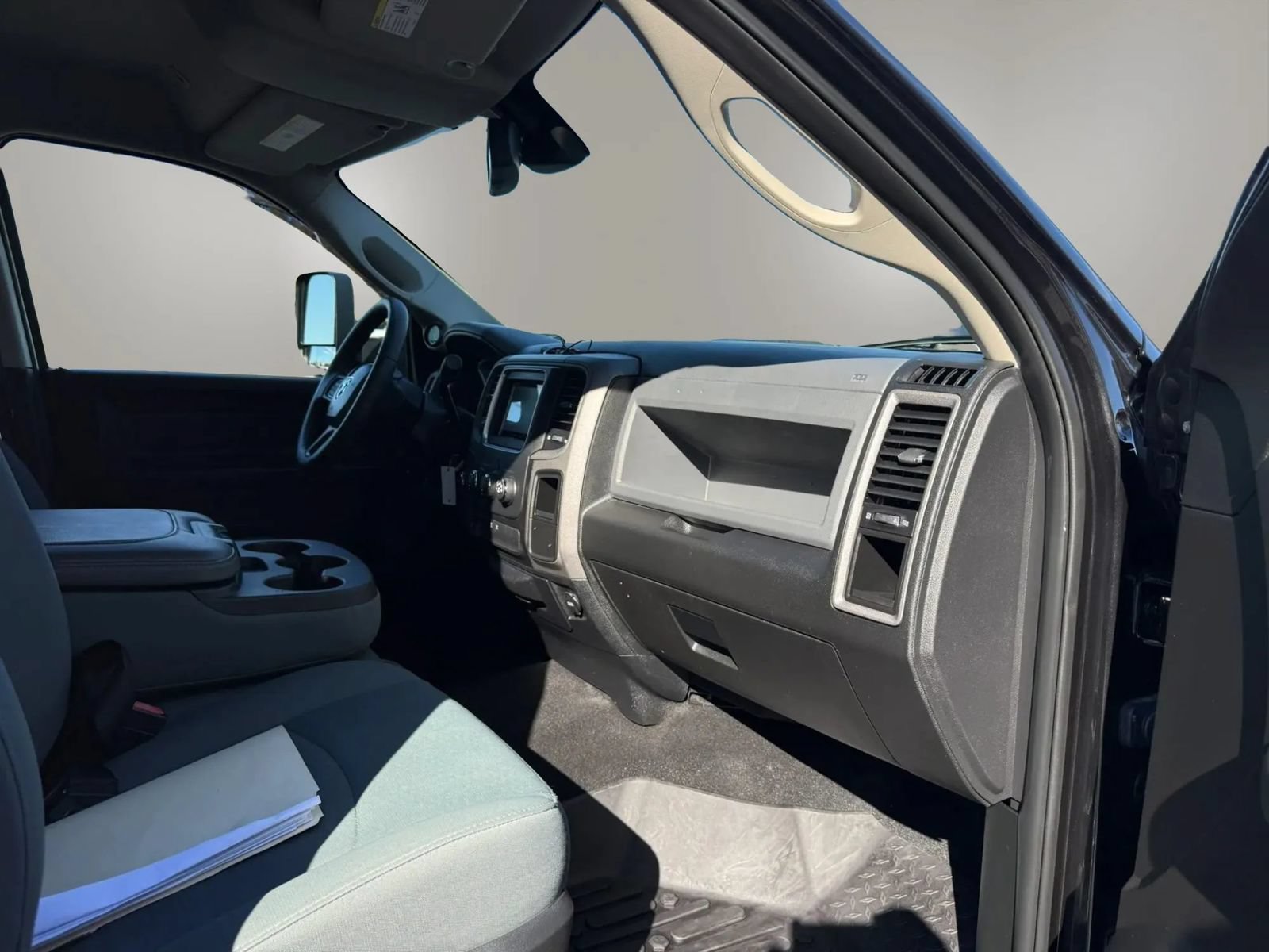 Used 2018 RAM 3500 Tradesman w/ Chrome Appearance Group AWD/4WD image 53