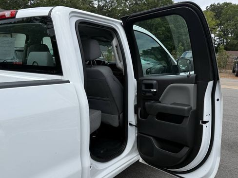 Used 2014 GMC Sierra 1500 SLT w/ SLT Preferred Package AWD/4WD image 14