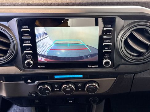 Used 2022 Toyota Tacoma SR image 17