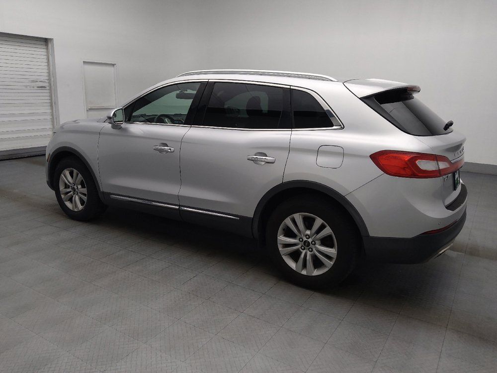 Used 2017 Lincoln MKX Premiere FWD image 3