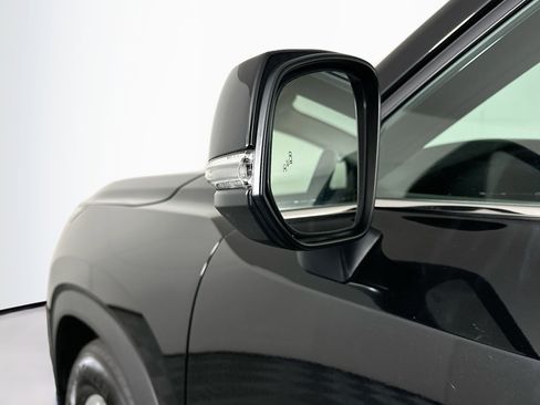 Used 2025 Toyota Grand Highlander XLE image 16