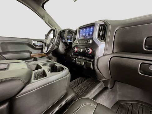 Used 2020 GMC Sierra 1500 SLT image 33