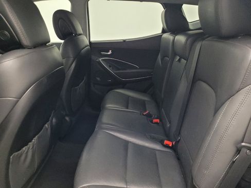 Used 2018 Hyundai Santa Fe Sport image 18