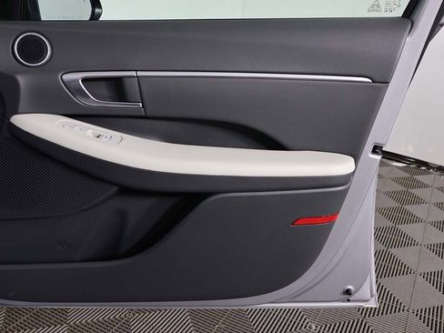 Certified 2023 Hyundai Sonata SEL w/ Cargo Package image 19