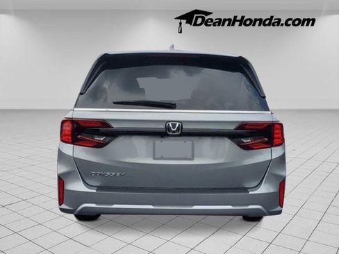 New 2026 Honda Odyssey EX-L image 3