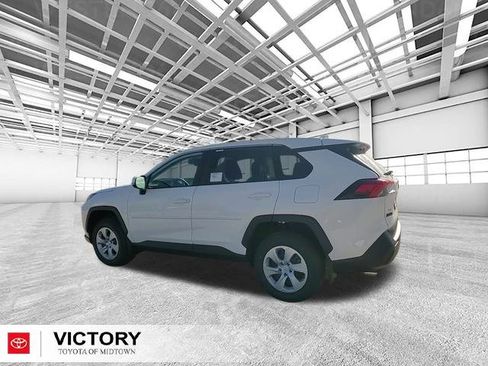 Used 2025 Toyota RAV4 LE image 5