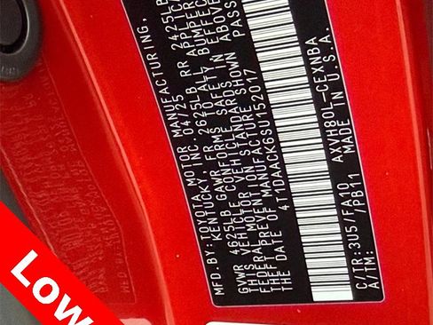 Used 2025 Toyota Camry LE image 32